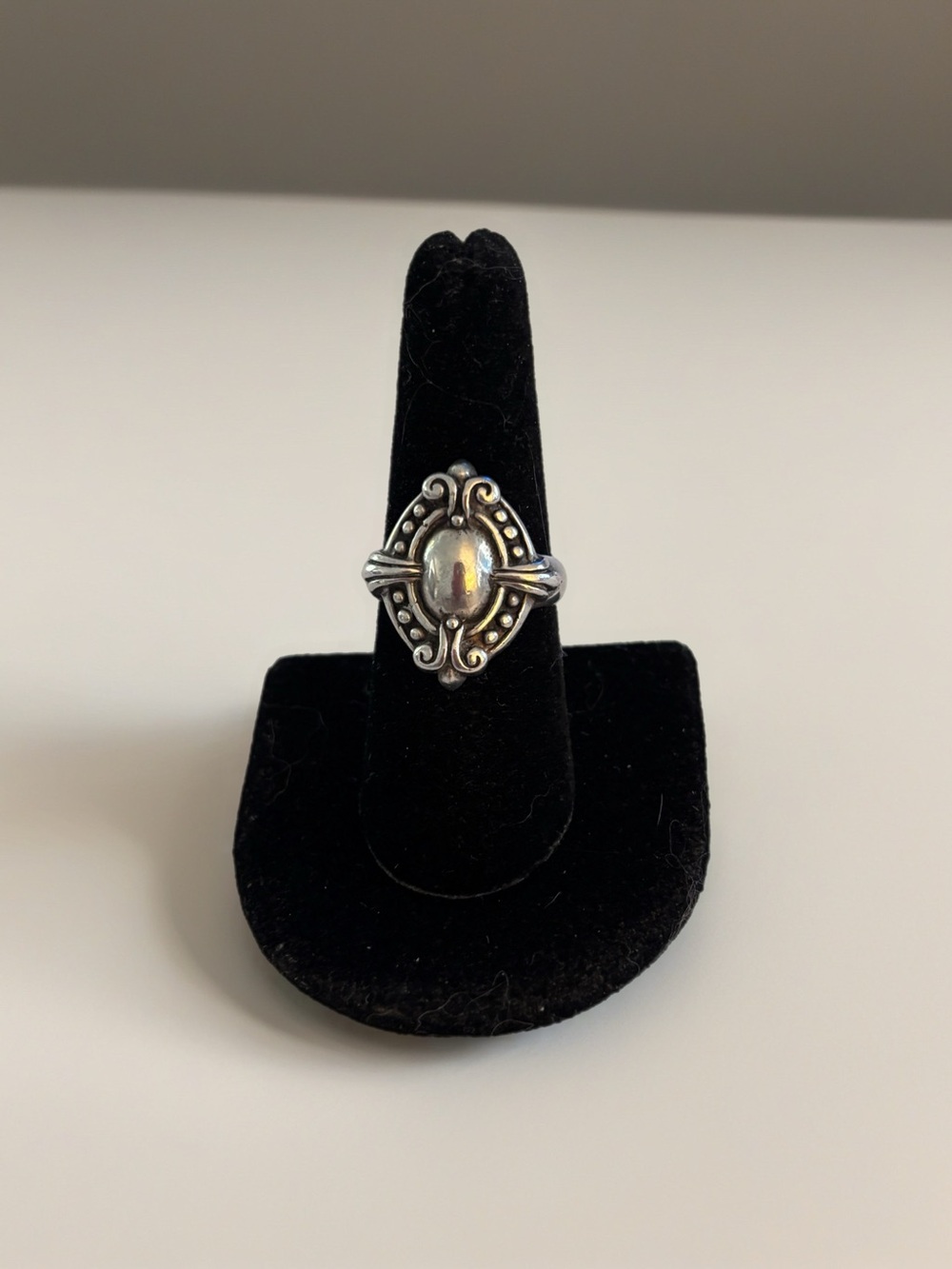 Brighton Sayan Silver Ornate Oval Ring Size 8.